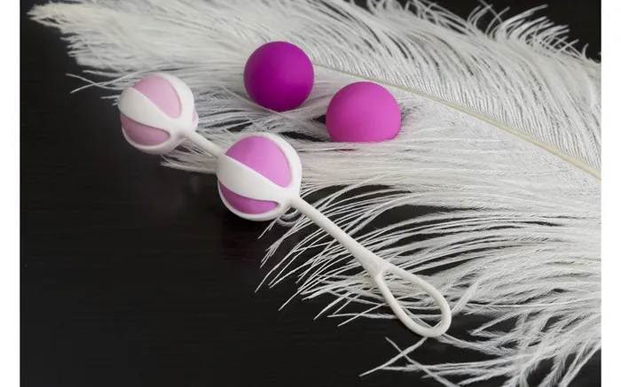 Gvibe Dildos Gvibe Geisha Balls 2 Kegel Balls Pink
