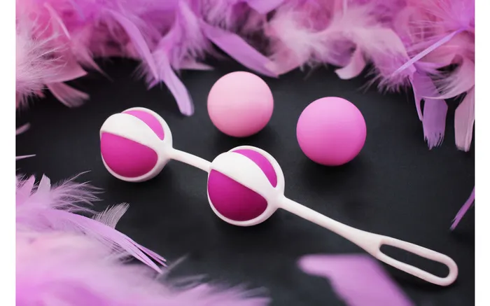 Gvibe Dildos Gvibe Geisha Balls 2 Kegel Balls Pink