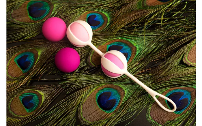 Gvibe Dildos Gvibe Geisha Balls 2 Kegel Balls Pink