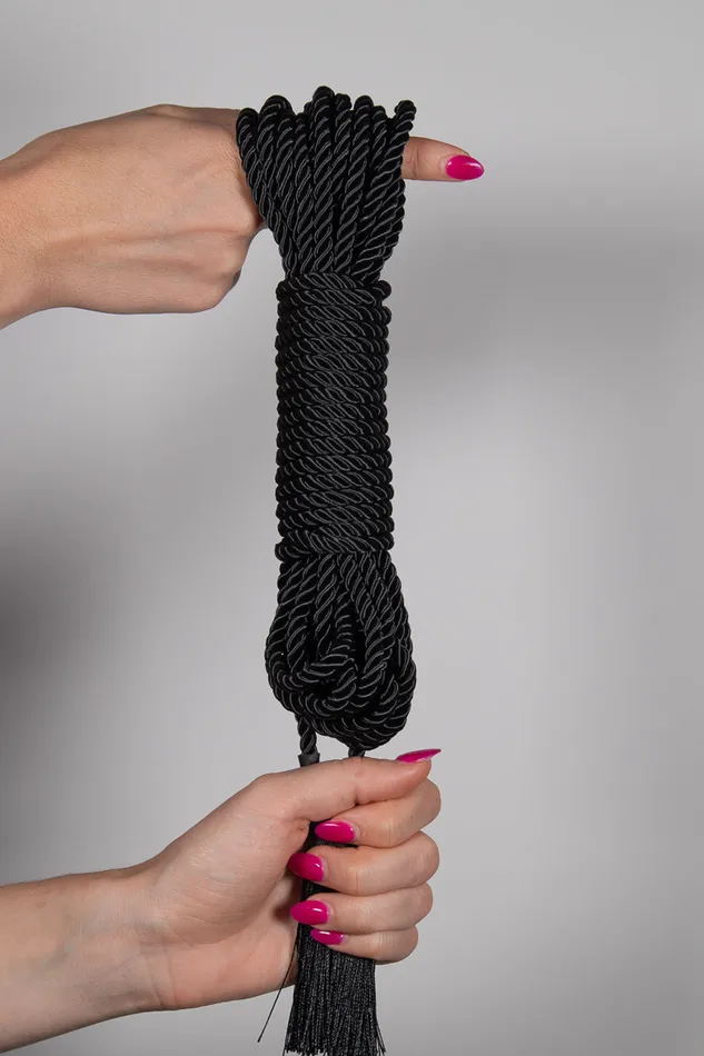 Pipedream Deluxe Silky Rope Black Posmo Anal