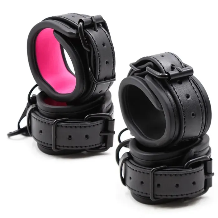 CHASTITY CAGE CO Leather handcuffs Restraints