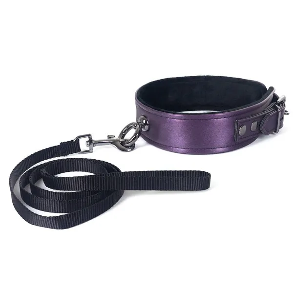 Vibrators Spartacus Spartacus Galaxy Legend Lockable Faux Leather Purple Collar and Black Webbing Leash