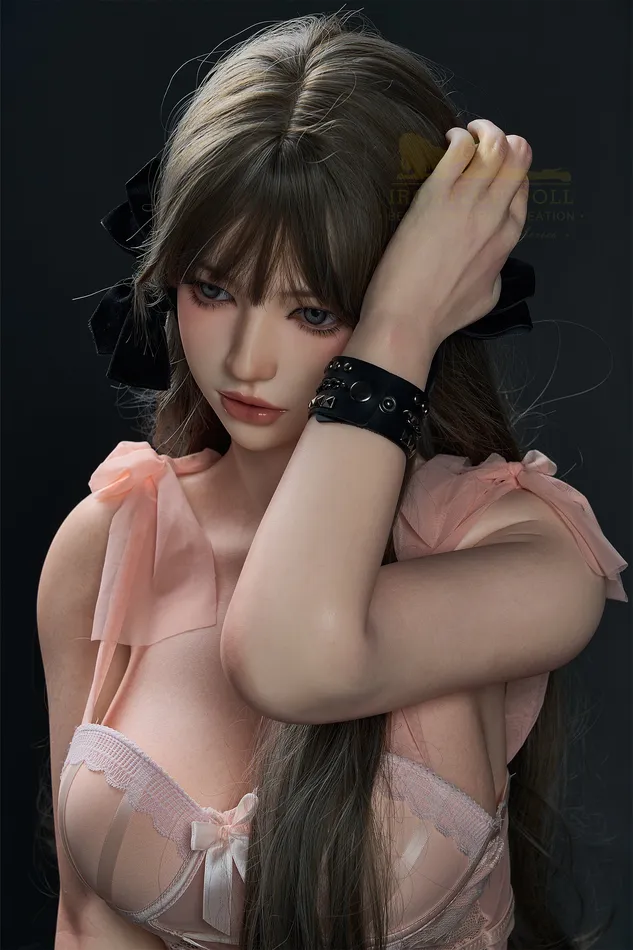 IRONTECH DOLL Female Sex Toys Irontech Wonder Dolly 159T Silicone Evie