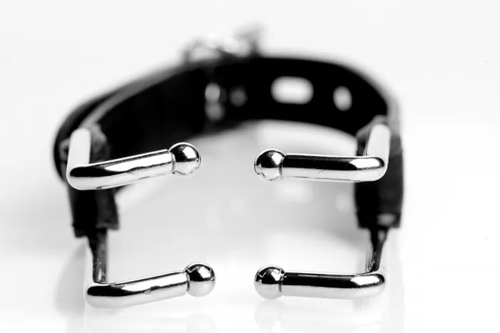 Strict Claw Hook Mouth Spreader Strict Vibrators Strict Claw Hook Mouth Spreader Strict Vibrators